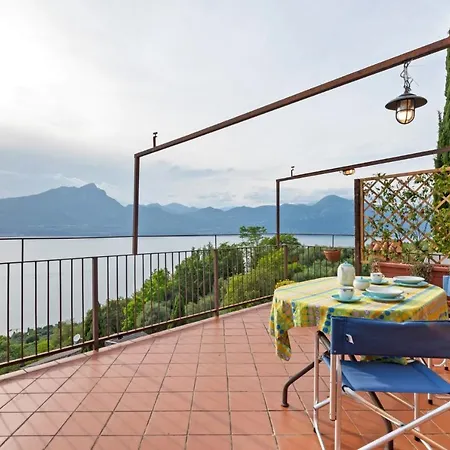 Διαμέρισμα Terrazza Torri Del Benaco